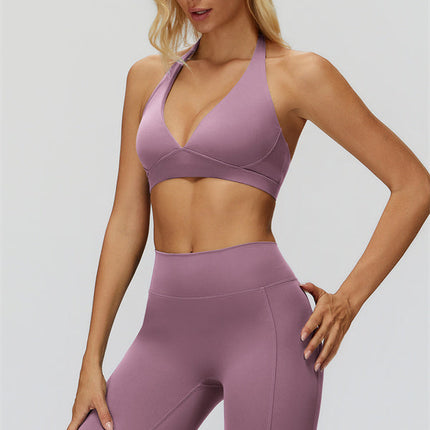 The Fyra Sports Bra Flared Leggings 2-Piece Set