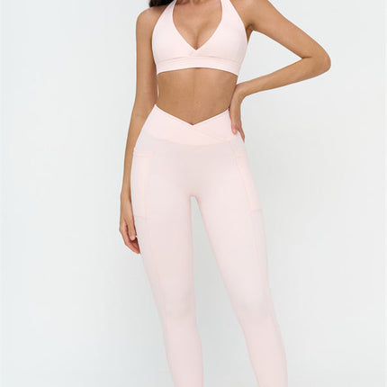 The BoldFit Sports Bra Leggings 2-Piece Set