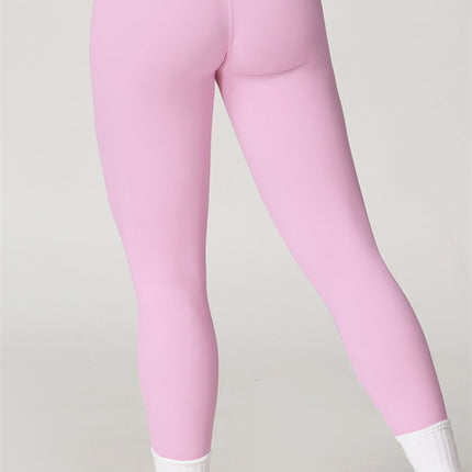 The Quest Cross Back Crop Top Leggings 2-Piece Set