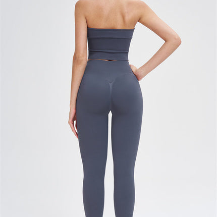 The Whim Sports Bra Leggings 2-Piece Set
