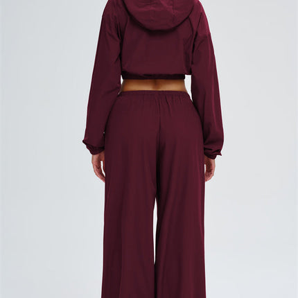 The Svelte UV protection Crop Hoodie Sweatpants 2-Piece Set