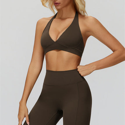 The Fyra Sports Bra Flared Leggings 2-Piece Set