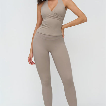 The Stride Crop Top Leggings 2-Piece Set