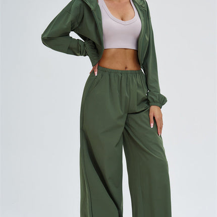 The Svelte UV protection Crop Hoodie Sweatpants 2-Piece Set