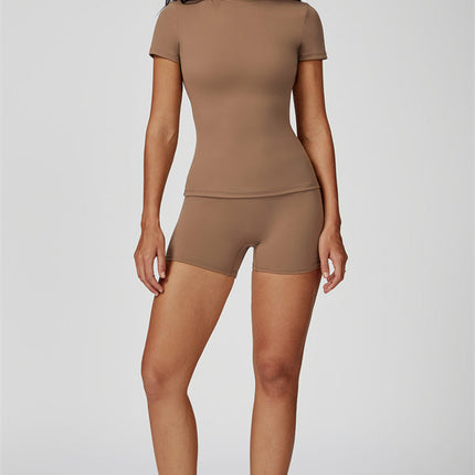 The Oasis T-shirt Shorts 2-Piece Set