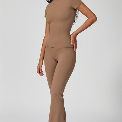 The Oasis T-shirt Flared Leggings 2-Piece Set