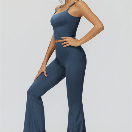The Fyra Crop Tank Flared Leggings 2-Piece Set