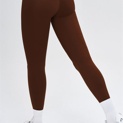 The Stride Crop Top Isabella Leggings 2-Piece Set