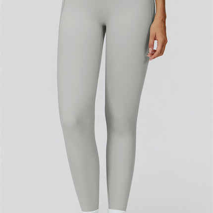 The Canyon Sports Bra Leggings 2-Piece Set