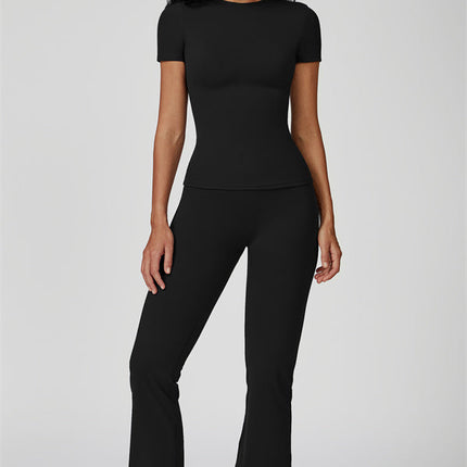 The Oasis T-shirt Flared Leggings 2-Piece Set