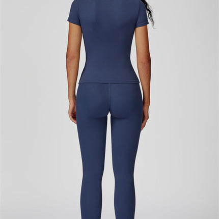 The Oasis T-shirt Leggings 2-Piece Set