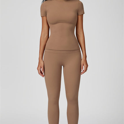 The Oasis T-shirt Leggings 2-Piece Set