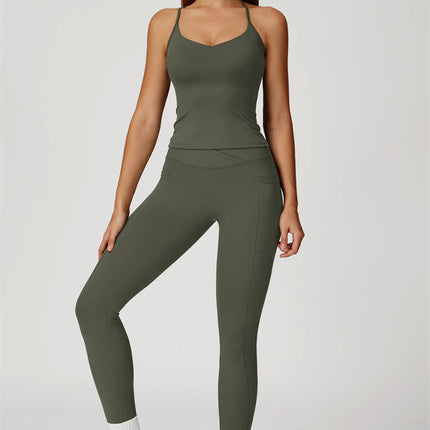 The Propel Crop Top Leggings 2-Piece Set