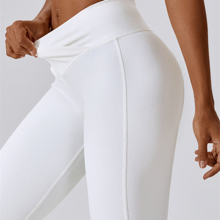 Penelope Sports Bra Flares 2-Piece Set
