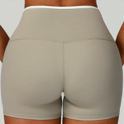 The Quest Sports Bra Shorts 2-Piece Set