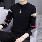 6766 Black / M