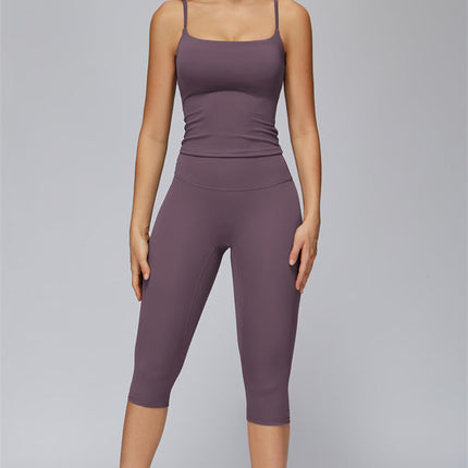 The FlexCore Capri Leggings