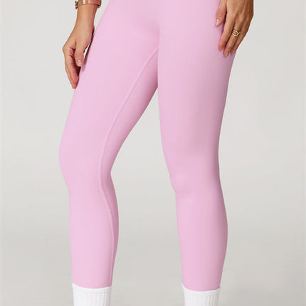 The Quest Cross Back Crop Top Leggings 2-Piece Set