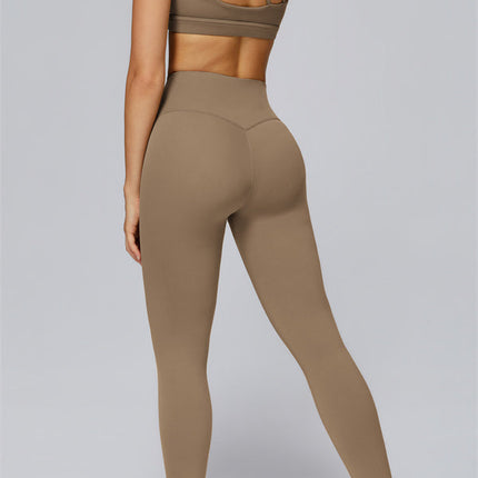 The Elle Form Sports Bra Leggings 2-Piece Set