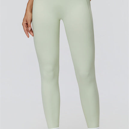 The Canyon Crop Tank Leggings 2-Piece Set