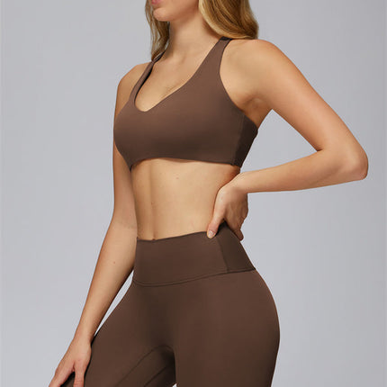 The FlexCore Sports Bra Capri Leggings 2-Piece Set