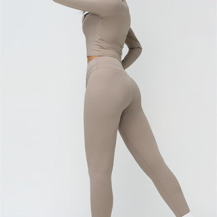 The Stride T-shirt Leggings 2-Piece Set