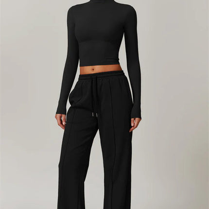 The Motion Crop Top Sweatpants 2-Piece Set