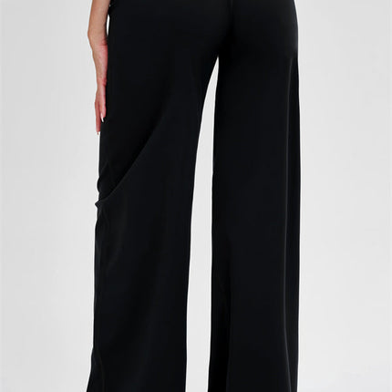 The Stride Crop Top Straight Leg Pants 2-Piece Set
