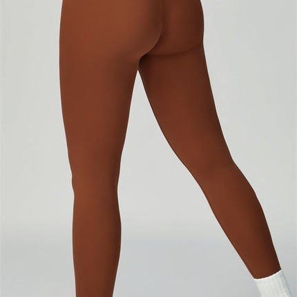 The Quest Sports Bra Leggings 2-Piece Set