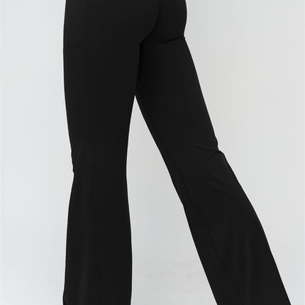 The BoldFit Sports Bra Flared Leggings 2-Piece Set