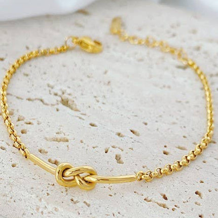 TITANIUM  STEEL NON-TARNISH KNOT BRACELET | 40B116