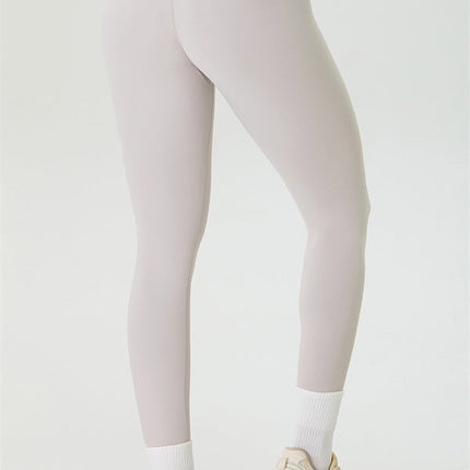 The Ember Sports Bra Leggings 2-Piece Set