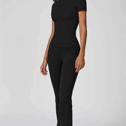 The Oasis T-shirt Flared Leggings 2-Piece Set