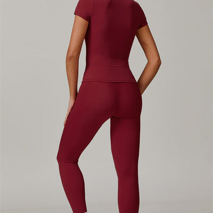 The Oasis T-shirt Leggings 2-Piece Set