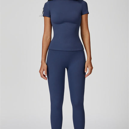 The Oasis T-shirt Leggings 2-Piece Set