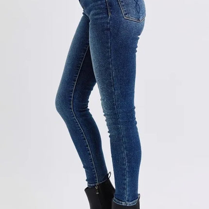 Judy Blue Full Size Run Mid-Rise Waist Skinny Women Jeans with Thermal Lining