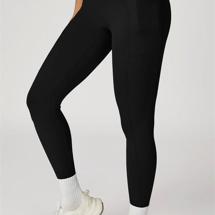 The Propel Crop Top Leggings 2-Piece Set