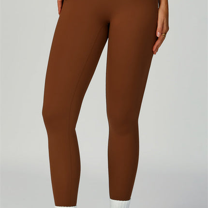 The Thrive Sports Bra Leggings 2-Piece Set