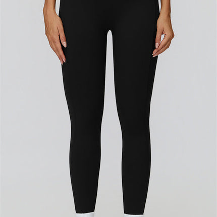 The Fyra Sports Bra Leggings 2-Piece Set