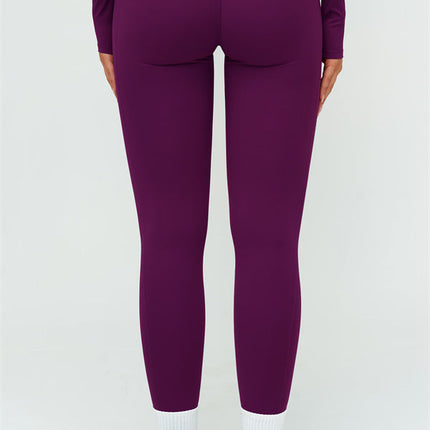 The Lushness V-Back Sports Bra Leggings 2-Piece Set