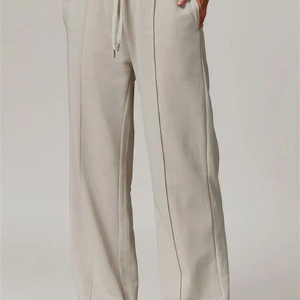 The Motion Crop Top Sweatpants 2-Piece Set