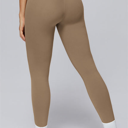 The Elle Form Sports Bra Leggings 2-Piece Set