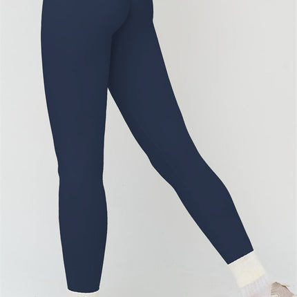 The Stride Sports Bra Leggings 2-Piece Set