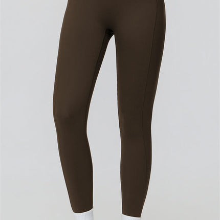 The Fyra Crop Tank Leggings 2-Piece Set