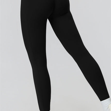 The Fyra Sports Bra Leggings 2-Piece Set