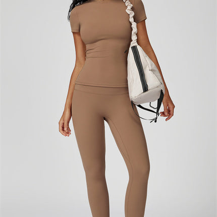 The Oasis T-shirt Leggings 2-Piece Set