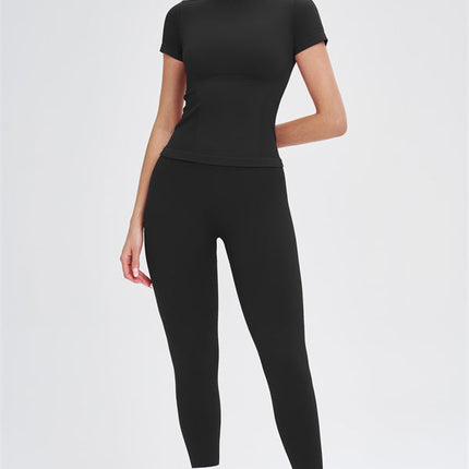 The Whim T-shirt Leggings 2-Piece Set