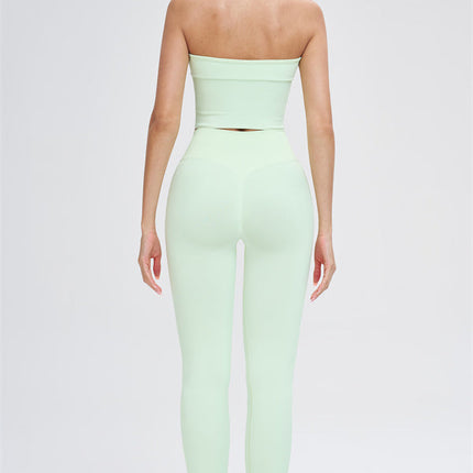 The Whim Sports Bra Leggings 2-Piece Set