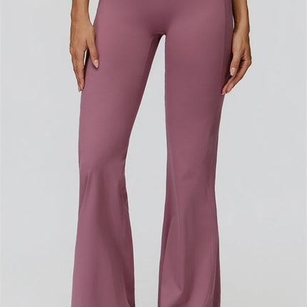 The Canyon Crop Tank Flared Leggings 2-Piece Set