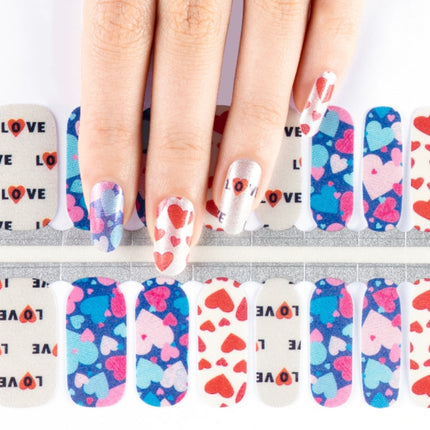 All You Need is Love (mani)